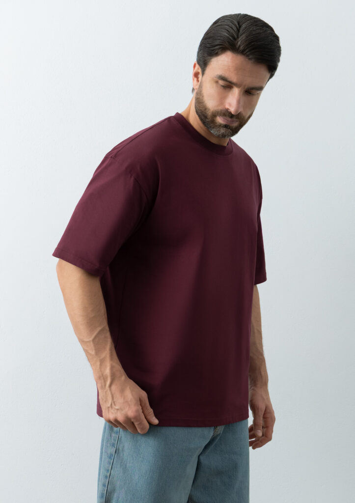 Футболка унисекс оверсайз с именной вышивкой (Бордовый)